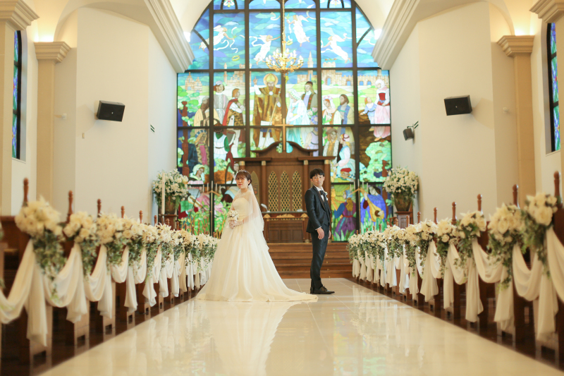 壁一面のステンドグラス☆