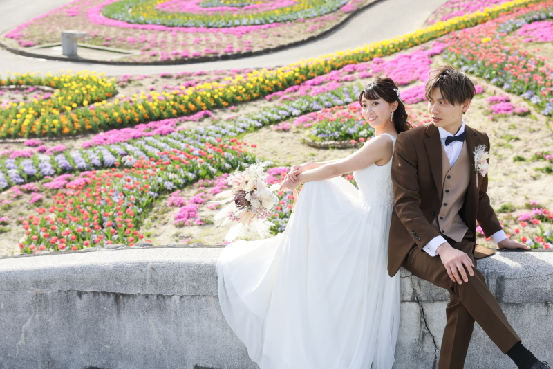 彩のひろば大花壇を背景に！