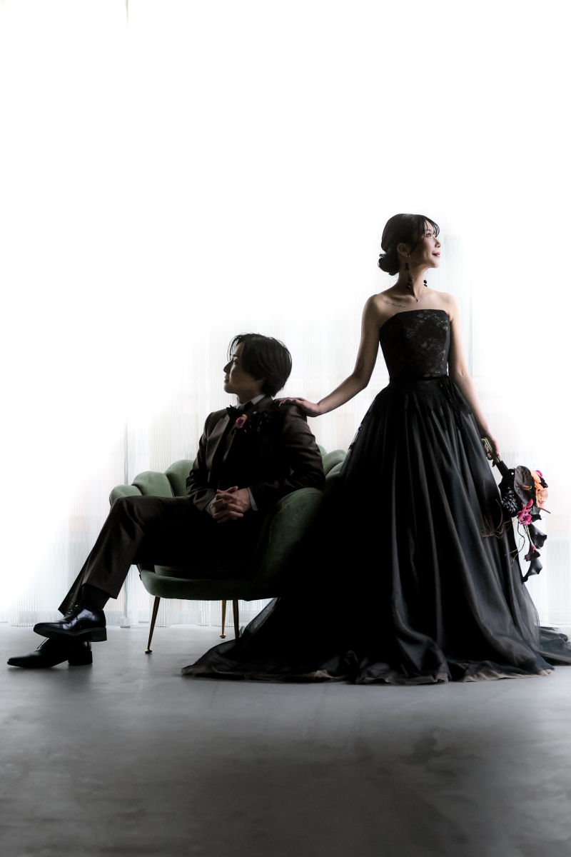 カラードレスはスタジオで