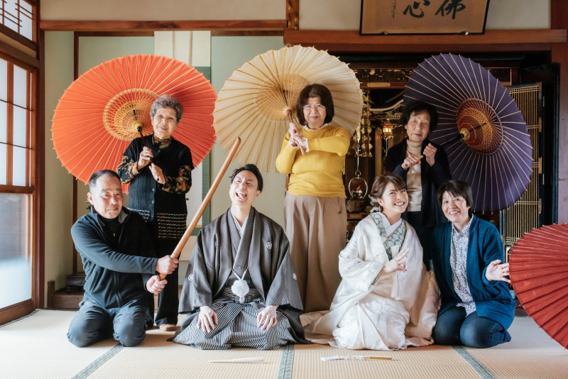 家族みんなで楽しむロケーションフォト