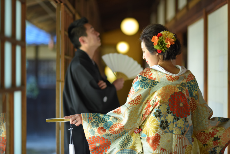 後ろ姿も美しく