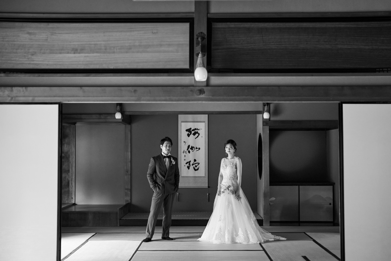 白黒でカッコ良く