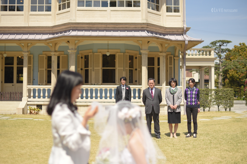 青空の下でセレモニー