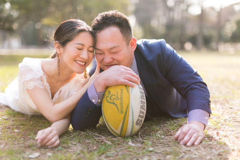 ラストは芝生にてお二人でトライ!