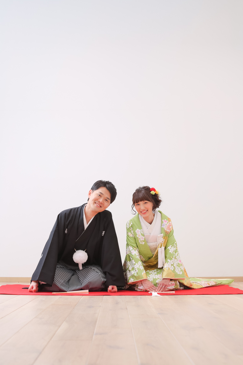 定番の正座カットも