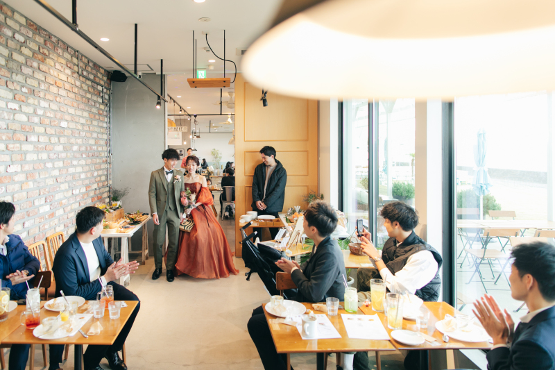 【ご家族だけのささやかな祝宴】洋装1着 会食付きプラン