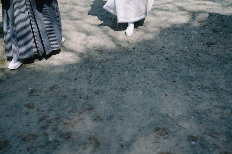 少しずつ奥へ。