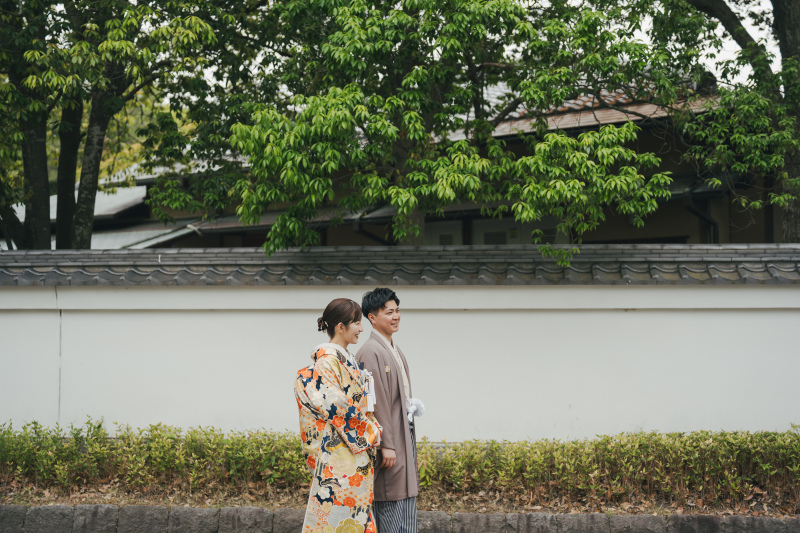 庭園入り口へ向かいます