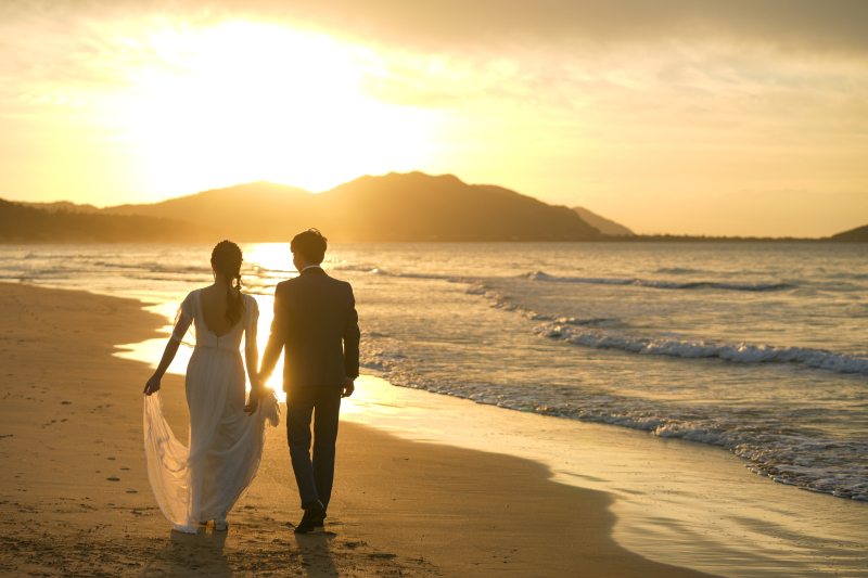 夕日に向かって