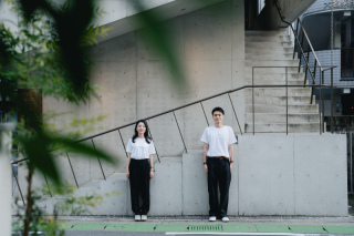 summer engagement photo