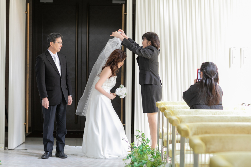 挙式進行の撮影もチャペルフォトで叶えれる！
