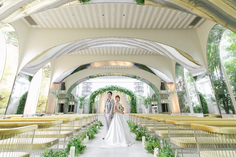 チャペルの全景と共に....