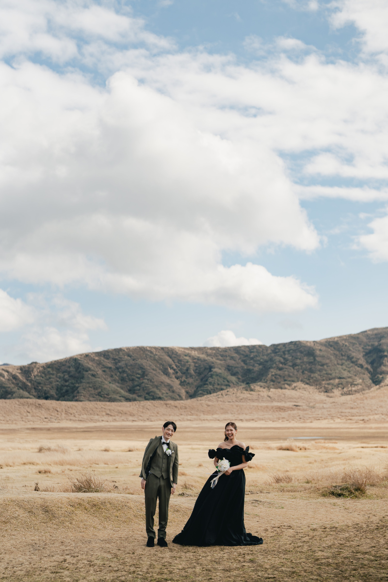 草千里の大草原をバックに！