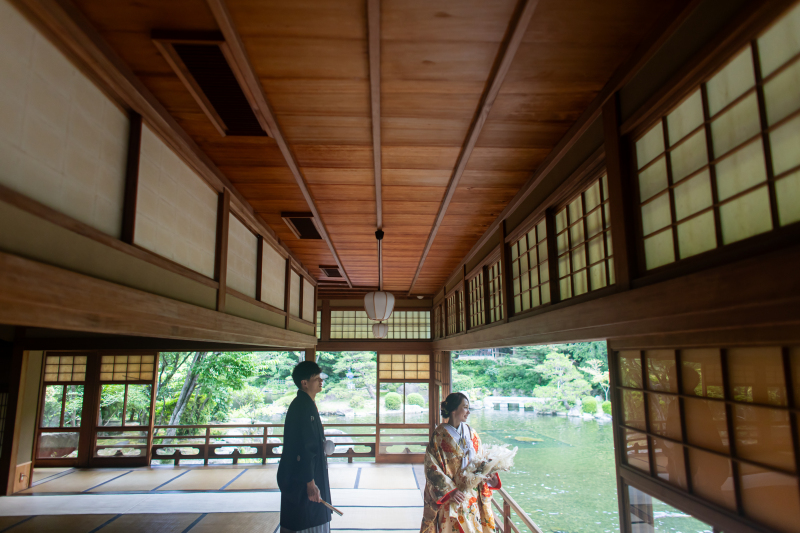 池泉廻遊式日本庭園