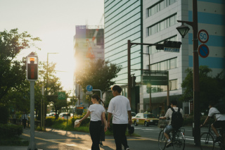 私服で街ブラ撮影