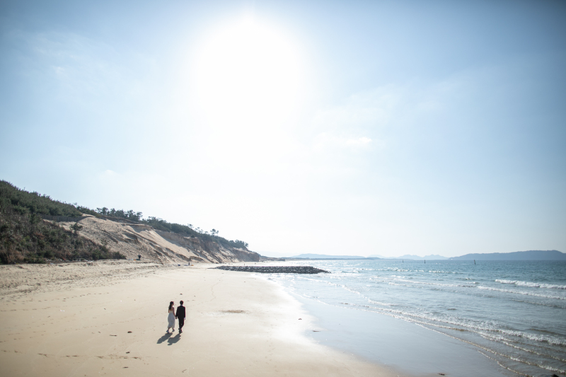 玄界灘と砂の断崖