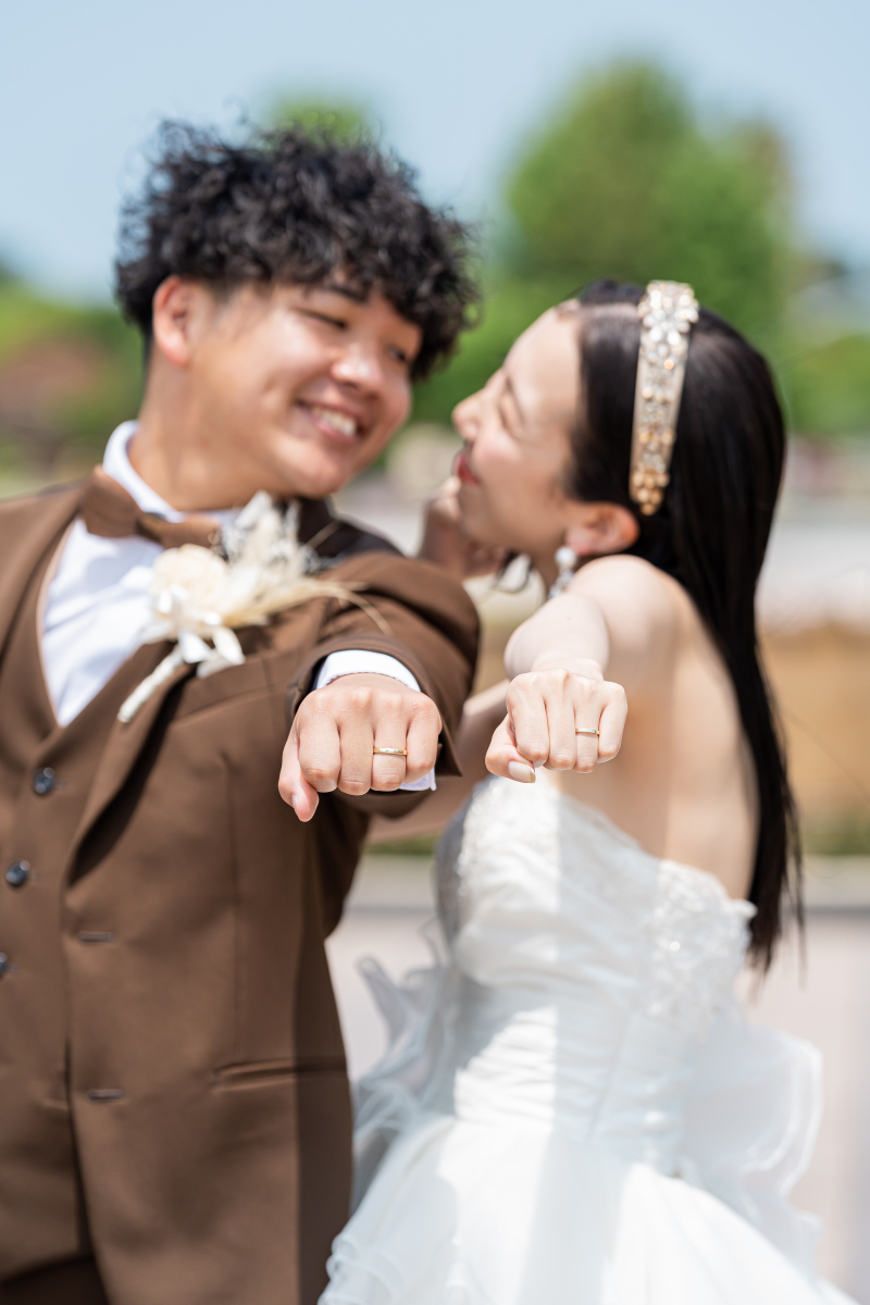 お二人らしいポーズで！