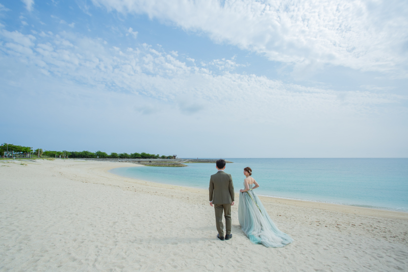 ドレスとタキシード