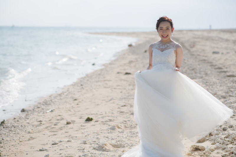 白ドレスに変身