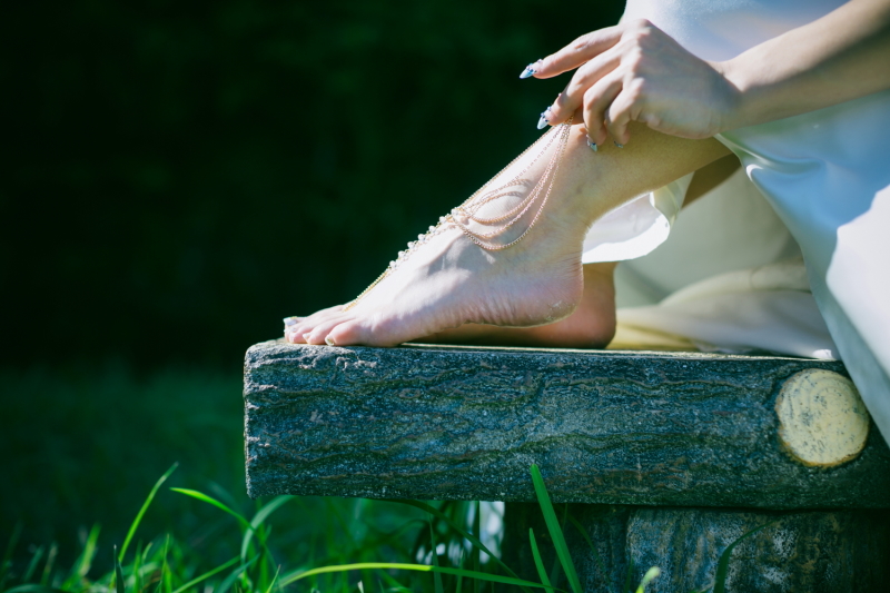 花嫁は足元から