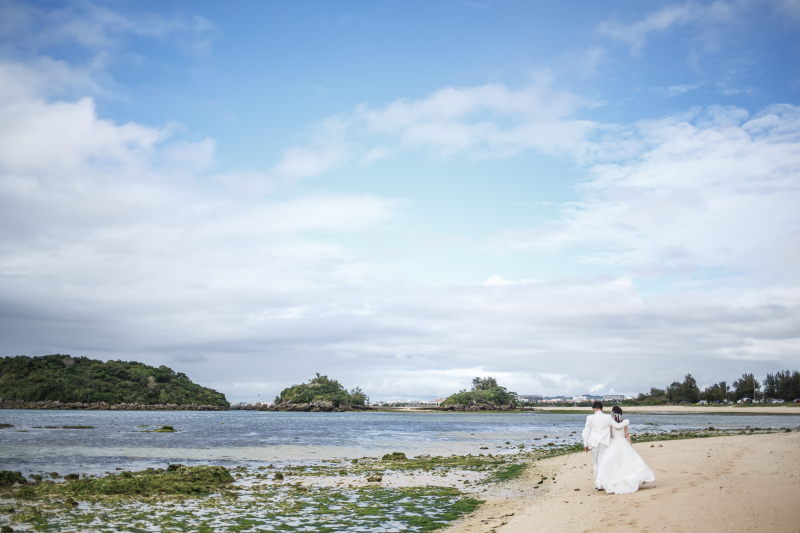 日中のビーチから