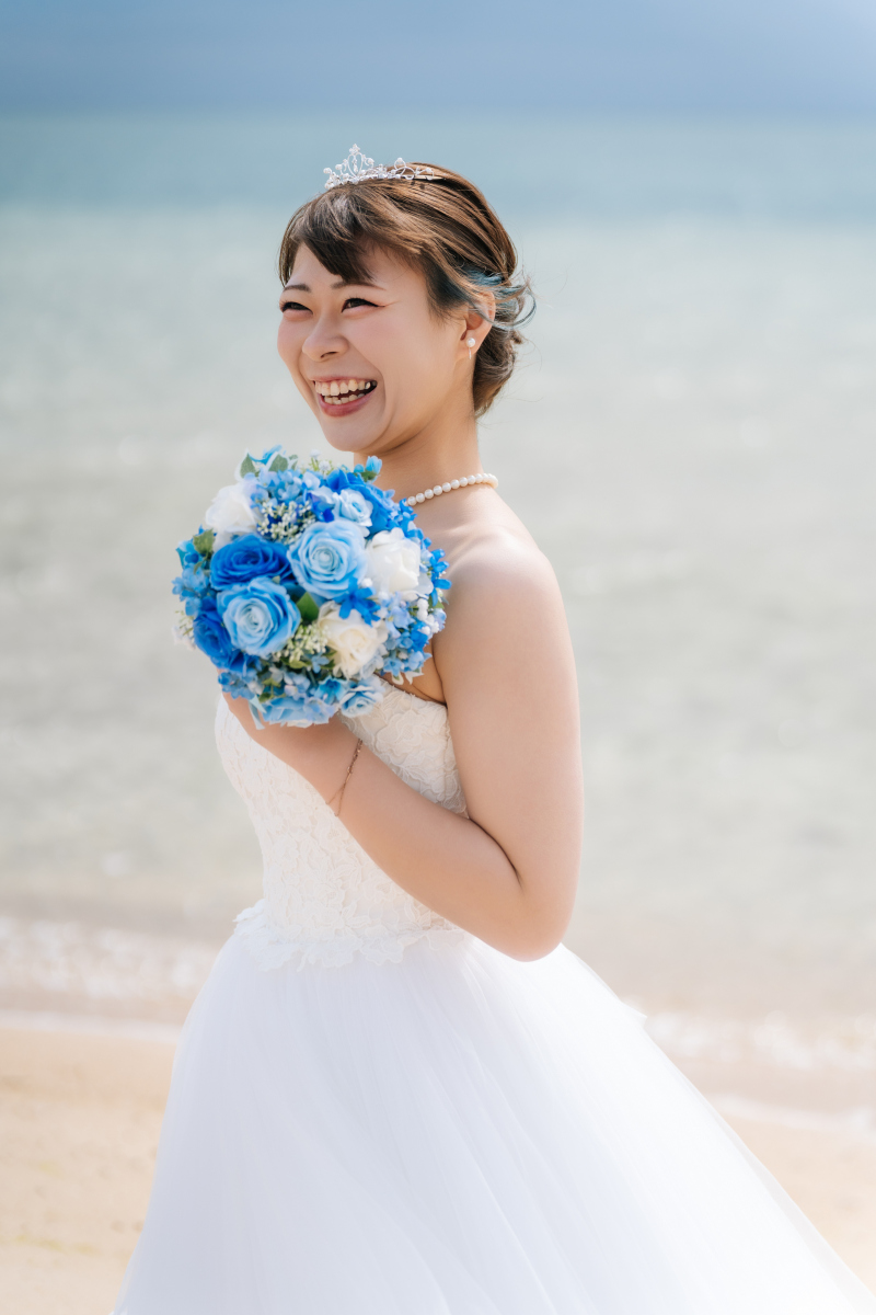 雲間から差し込む光