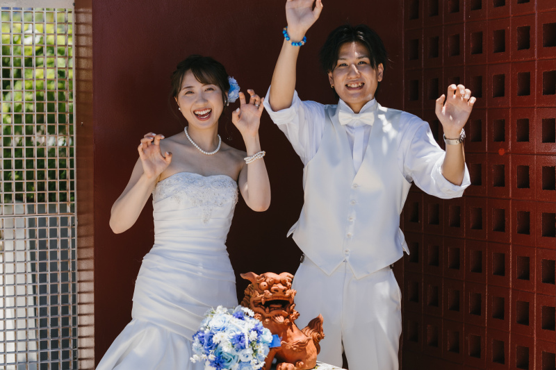 シーサーポーズ