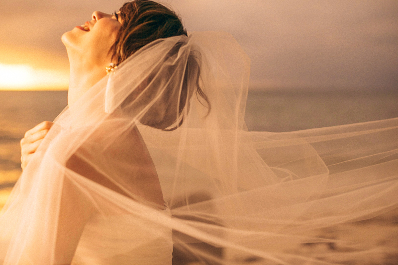 旅フォトで1日をより思い出深く。オーダーメイドの宮古島フォトウエディング