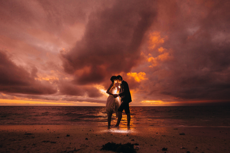 旅の終わりは夕景と