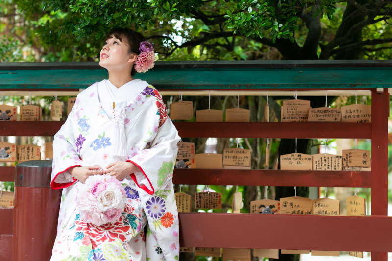 和装の姿でもブーケを使う