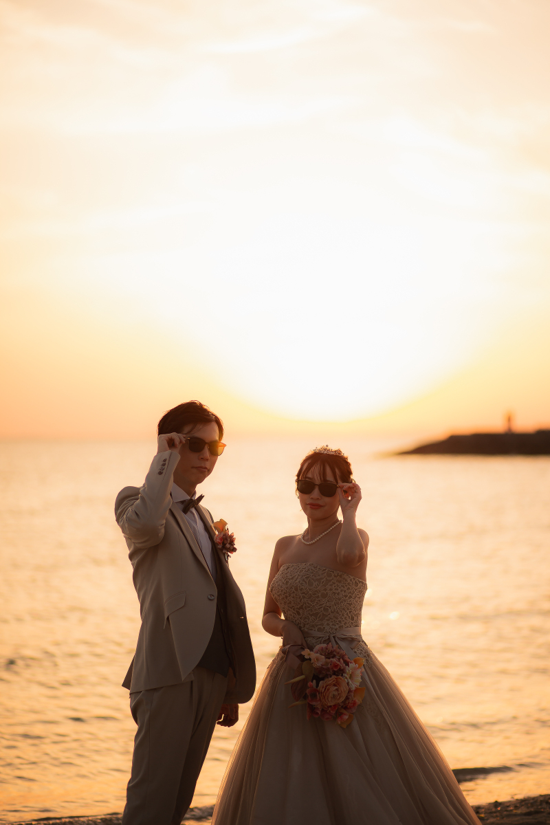 夕陽に染まる空。