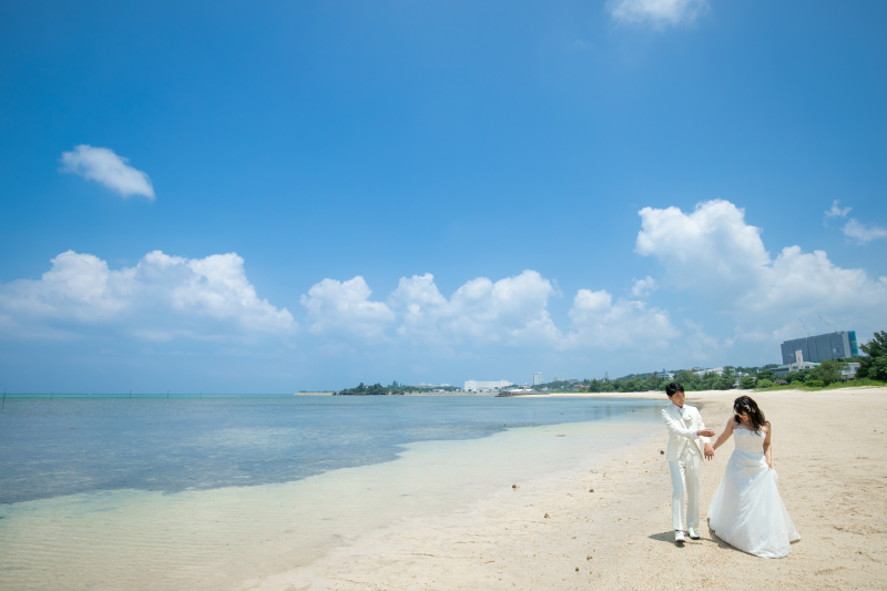 青い海、白い砂浜