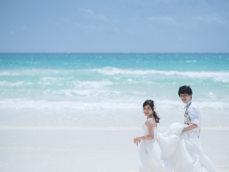 宮古島の美しい海で残すおふたりの晴れ姿