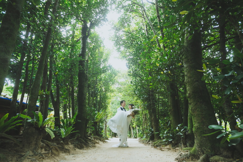 ★12月24日までの撮影限定｜2着がお得！ドリームキャンペーン！洋装2着ロケーションフォト（衣装+新婦ヘアメイク+全データ）