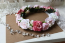 【ヘッドフラワー】ピンクローズの花かんむり