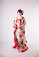 白地プラチナ箔打掛