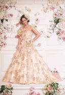 ベージュピンクのニュアンスカラードレス♡