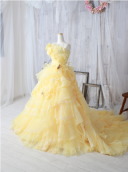 イエローのプリンセスラインドレス☆