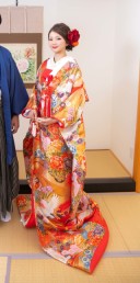 花嫁らしさ全開！赤の色打掛