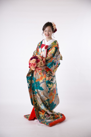 美しいグリーンの色打掛