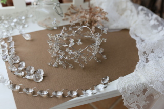 【ヘッドアクセサリー】クリスタルビーズのクラウン