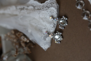 【アクセサリー】楕円のキラキライヤリング