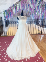 オーガンジーのエンパイアドレス