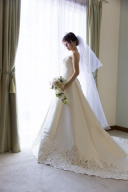 ハートカットとロングトレーンの正統派Aライン