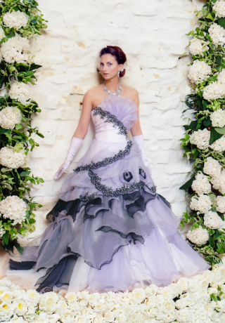 パープルと黒のチュールプリンセスドレス