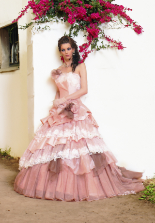 ニュアンスカラー♡ベージュピンクのティアードドレス