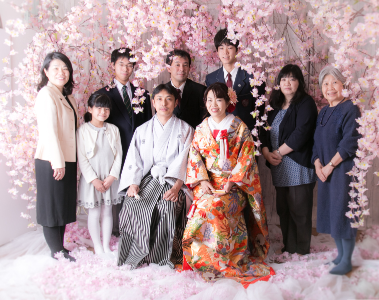 家族みんなで記念撮影♪お姉さまからのプレゼントのフォトウェディング