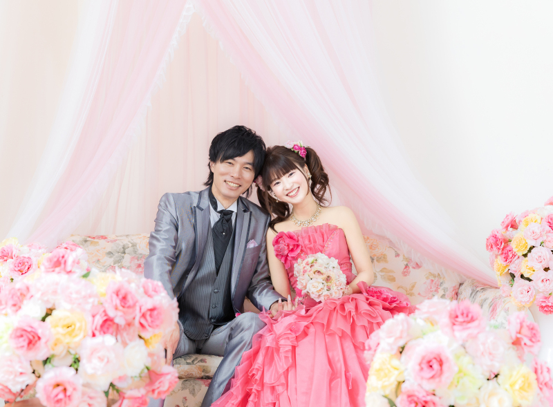 家族も一緒に洋装3着の邸宅貸切フォトウェディング♪