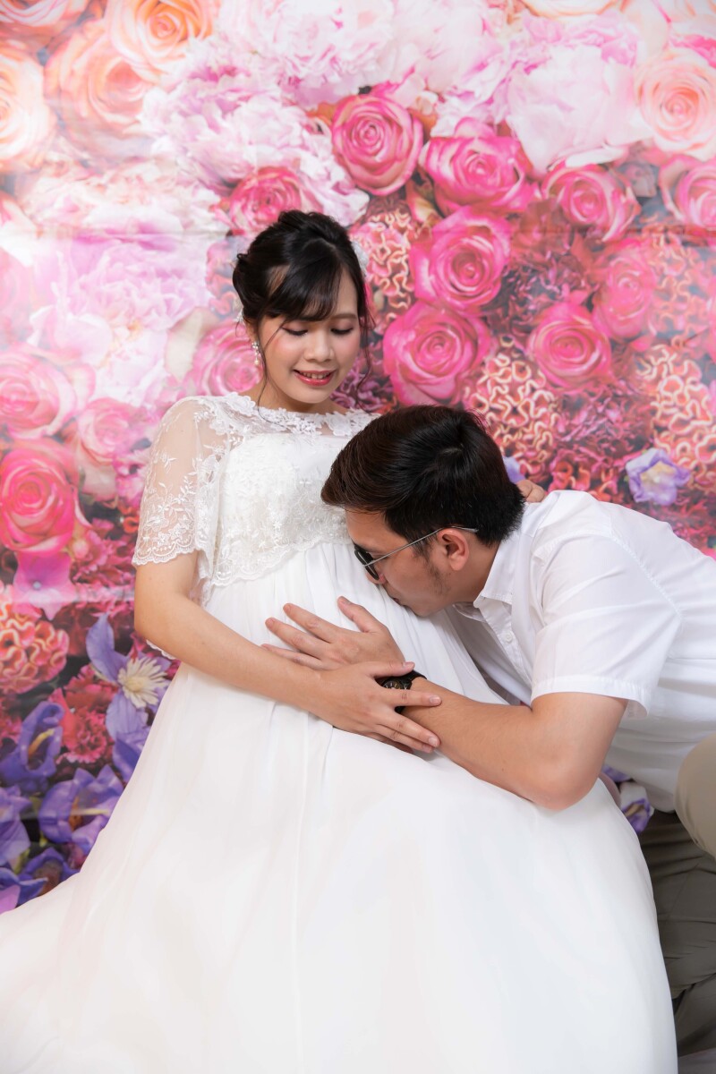 パパから赤ちゃんへのキッス♡