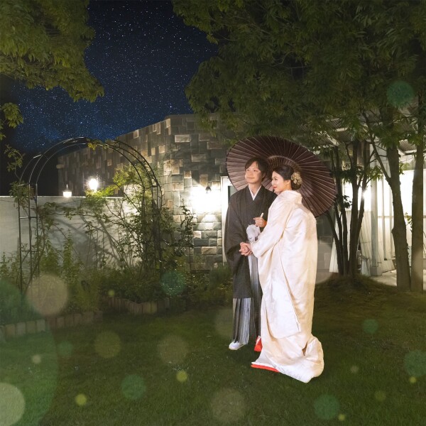 ガーデンでのナイト撮影も幻想的!